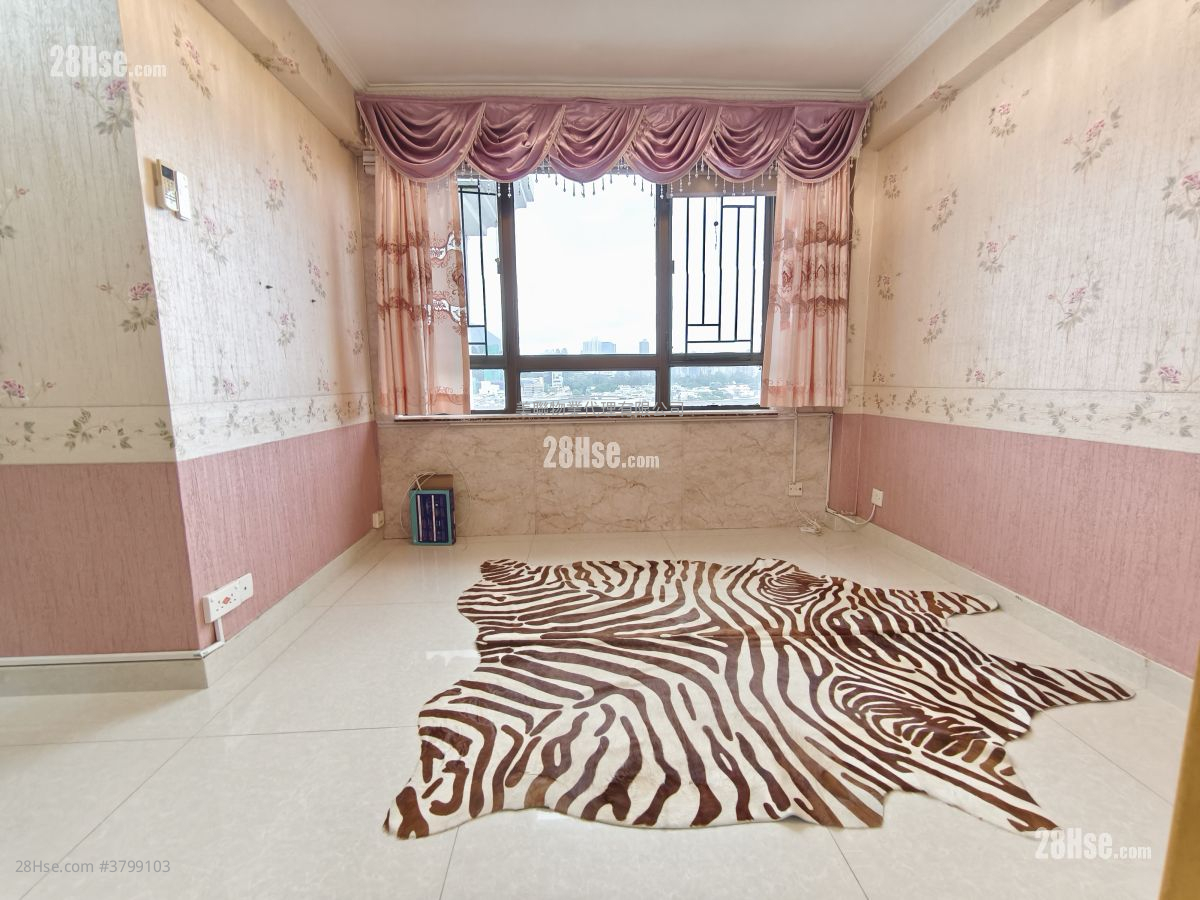 又一居 售盘 3 房 , 3 浴室 1,072 平方尺