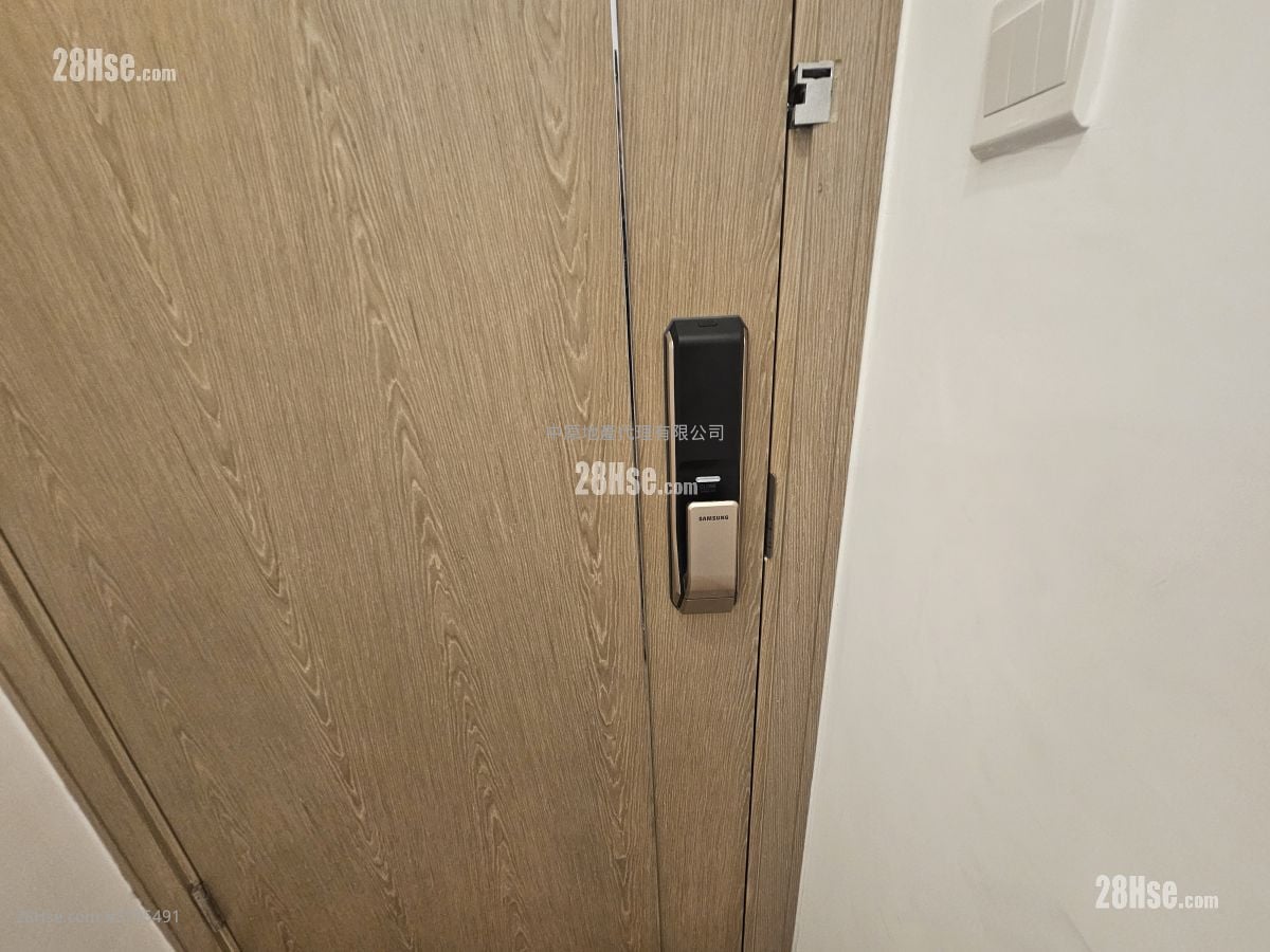 爱海颂 租盘 2 房 , 1 浴室 477 平方尺