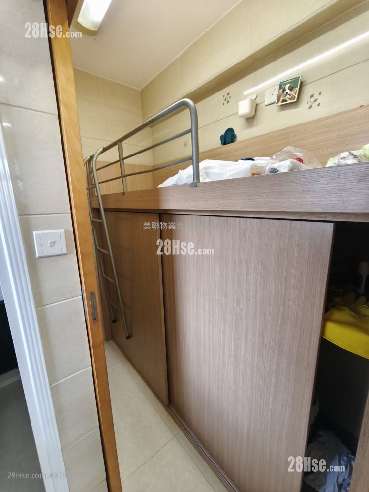 又一居 售盘 3 房 , 3 浴室 1,072 平方尺