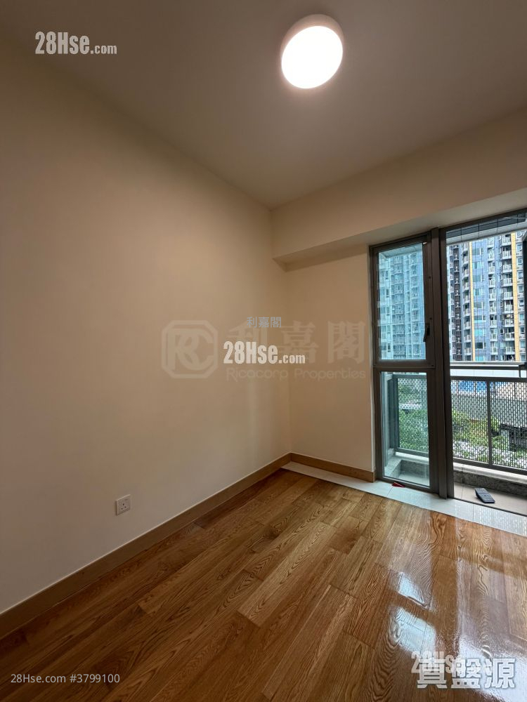 The Spectra Sell 3 Bedrooms 621 ft²