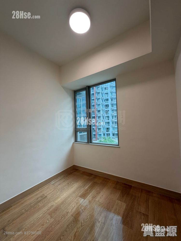 The Spectra Sell 3 Bedrooms 621 ft²