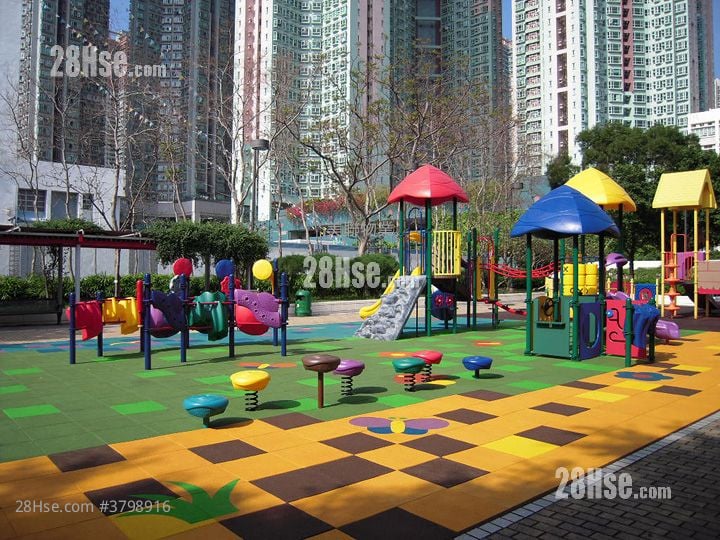 新都城 售盘 3 房 , 2 浴室 626 平方尺