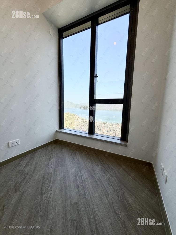 Sierra Sea Sell 3 Bedrooms , 1 Bathroom 531 ft²