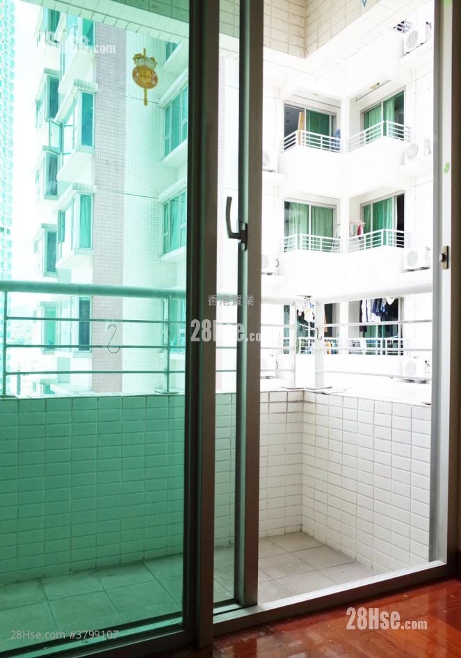 港湾豪庭 售盘 2 房 , 1 浴室 411 平方尺