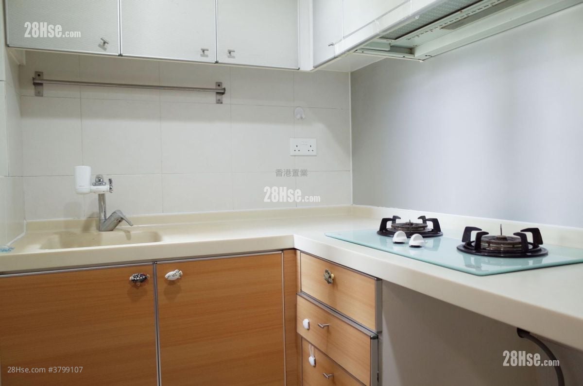 港湾豪庭 售盘 2 房 , 1 浴室 411 平方尺