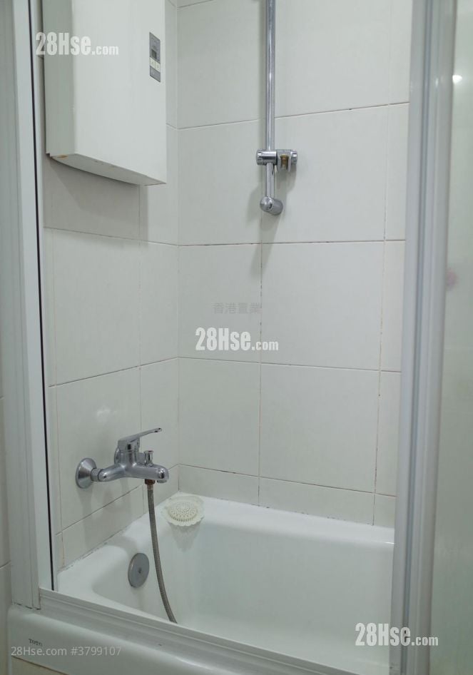 港湾豪庭 售盘 2 房 , 1 浴室 411 平方尺