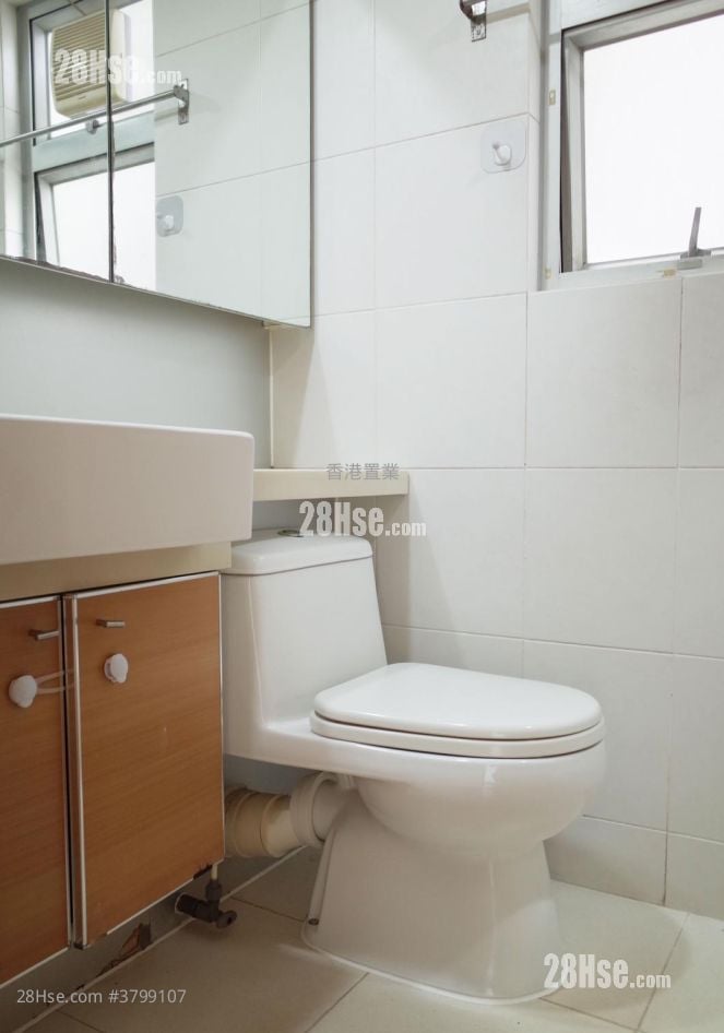 港湾豪庭 售盘 2 房 , 1 浴室 411 平方尺