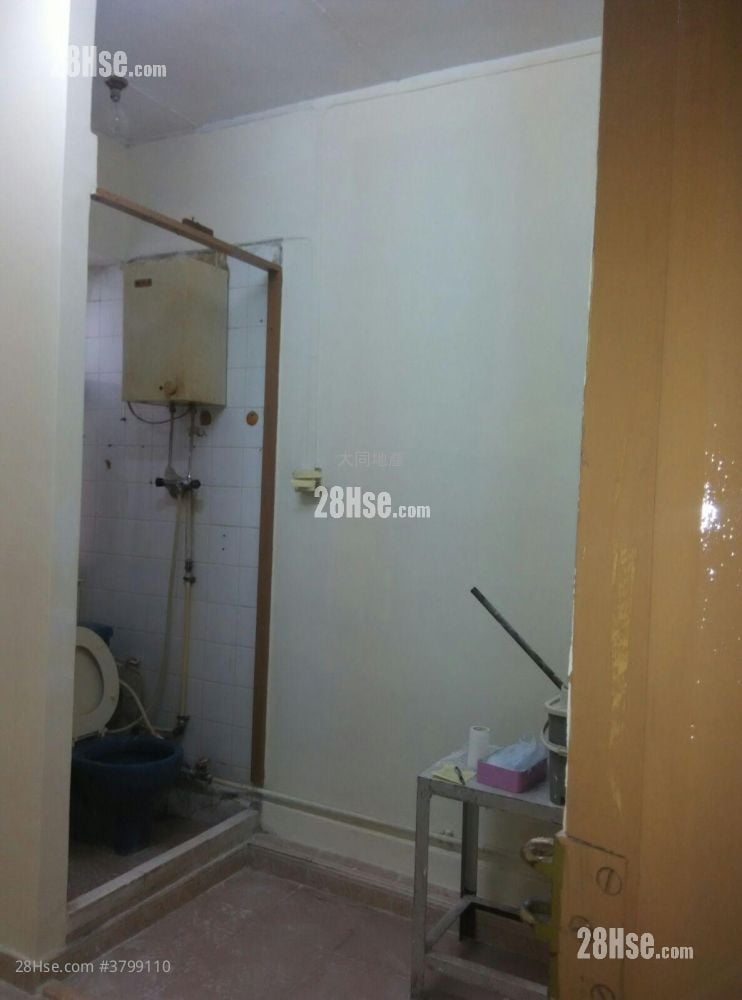 Chinese Mansion Sell 3 Bedrooms , 3 Bathrooms 420 ft²
