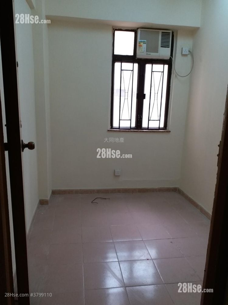 Chinese Mansion Sell 3 Bedrooms , 3 Bathrooms 420 ft²