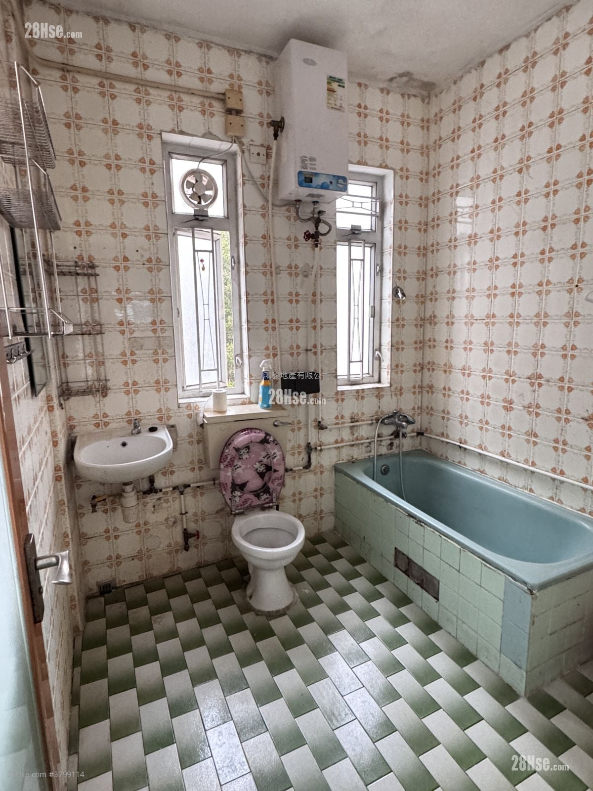 唐楼 租盘 2 房 , 1 浴室 564 平方尺