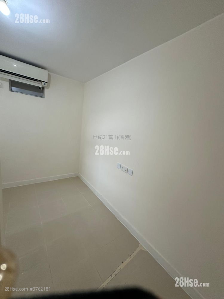 德强苑 售盘 2 房 , 1 浴室 574 平方尺