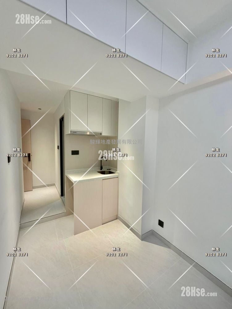 Man Wah Building Rental Studio , 1 Bathroom 160 ft²