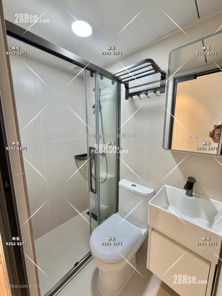 Man Wah Building Rental Studio , 1 Bathroom 160 ft²