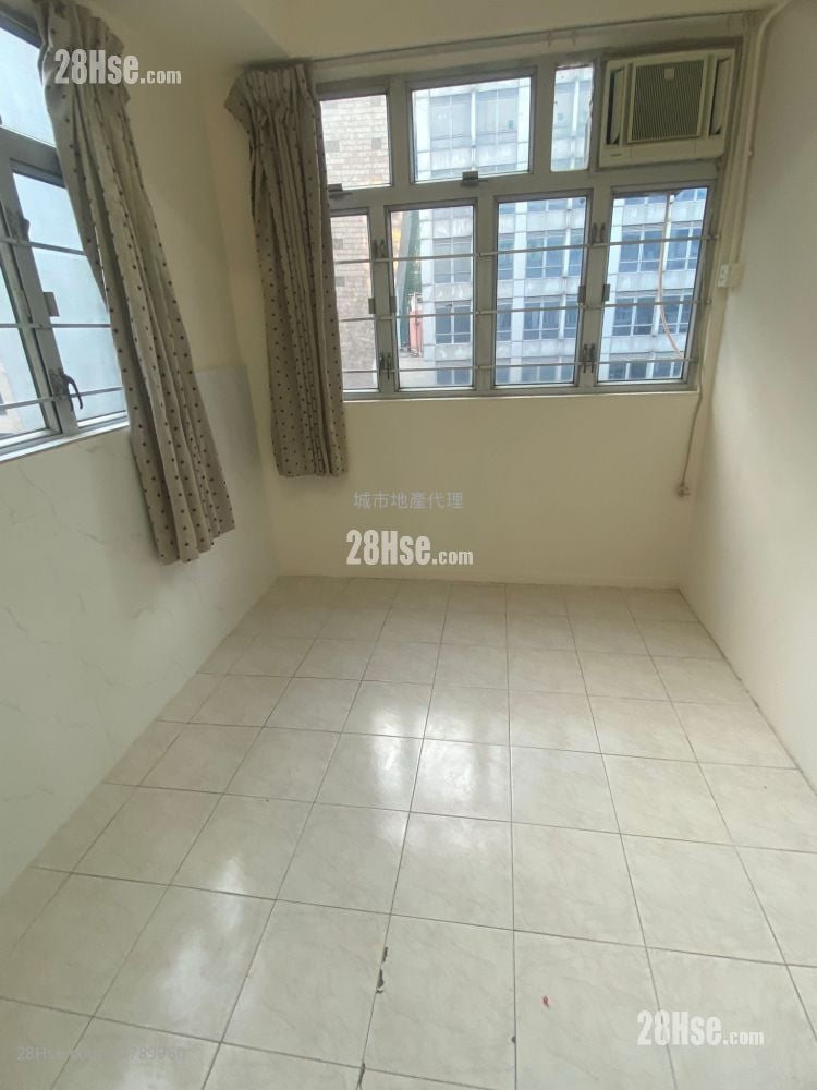Toa Tak Building Rental Studio , 1 Bathroom 150 ft²