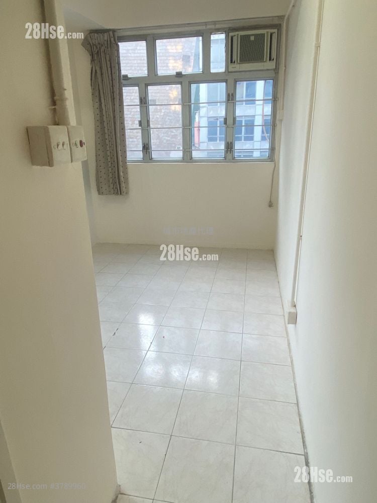 Toa Tak Building Rental Studio , 1 Bathroom 150 ft²