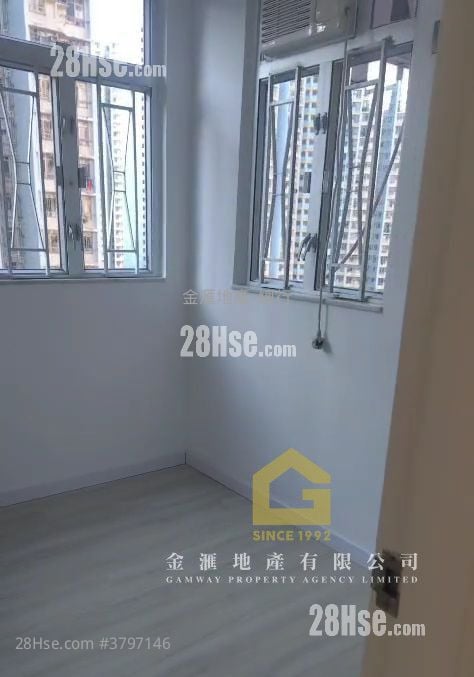 华基大楼 租盘 2 房 , 1 浴室 315 平方尺