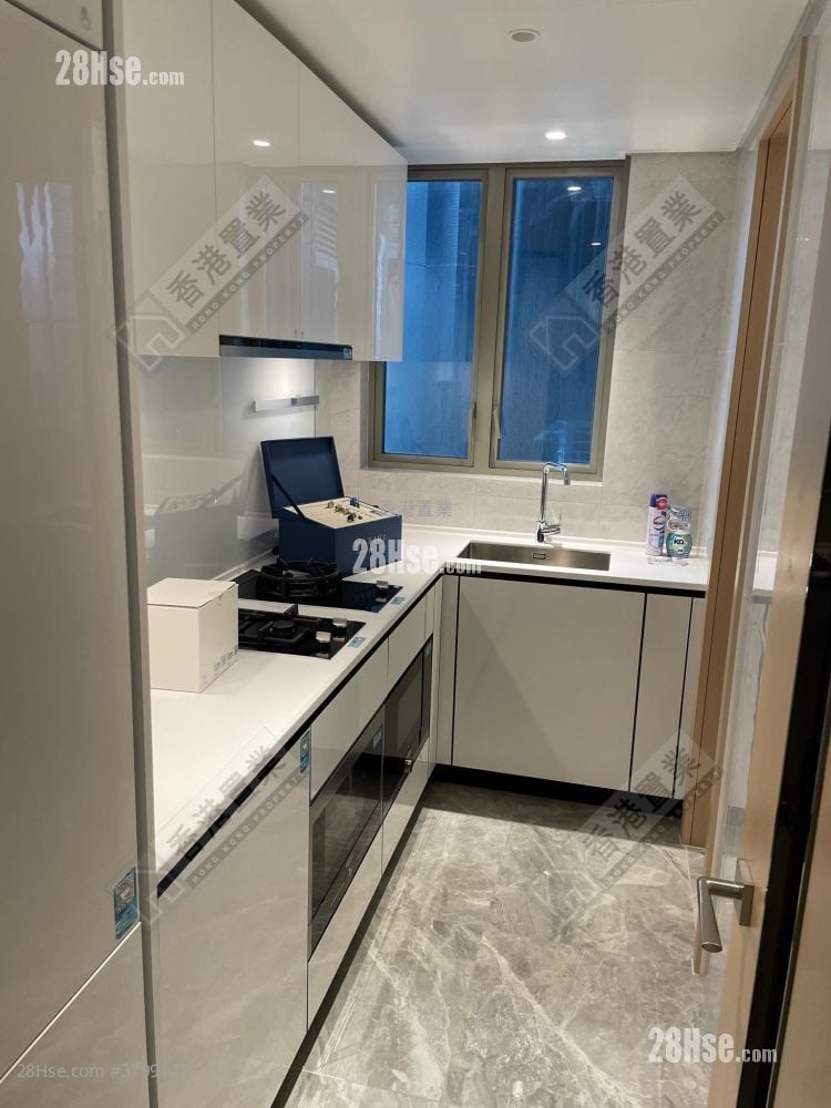 Ocean Marini Sell 3 Bedrooms 799 ft²