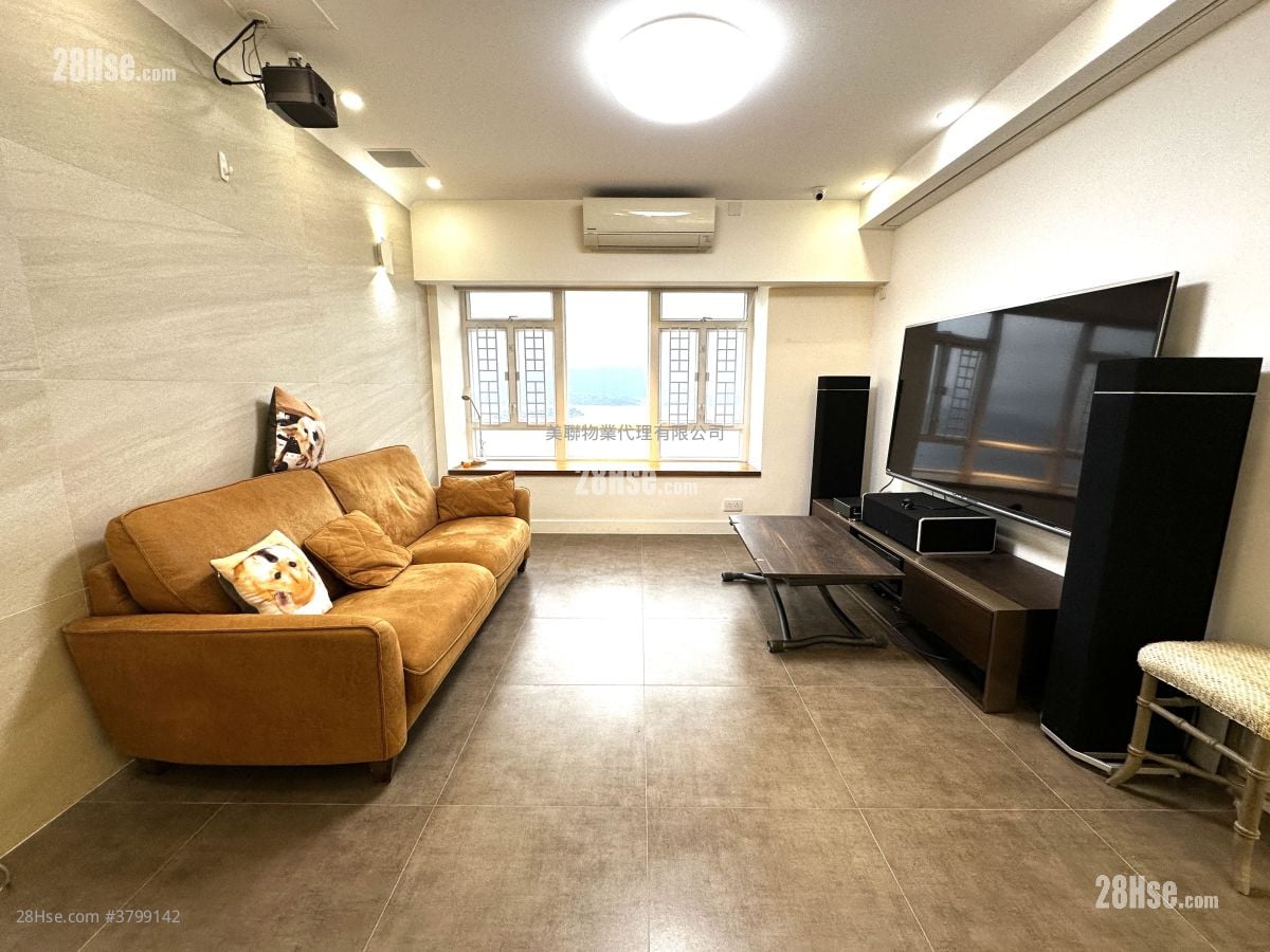 Sunshine City Sell 3 Bedrooms , 2 Bathrooms 932 ft²