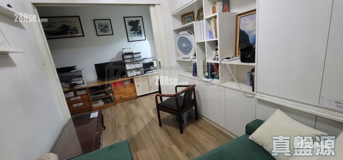 Kowloon Tong Mansion Sell 3 Bedrooms , 2 Bathrooms 1,074 ft²