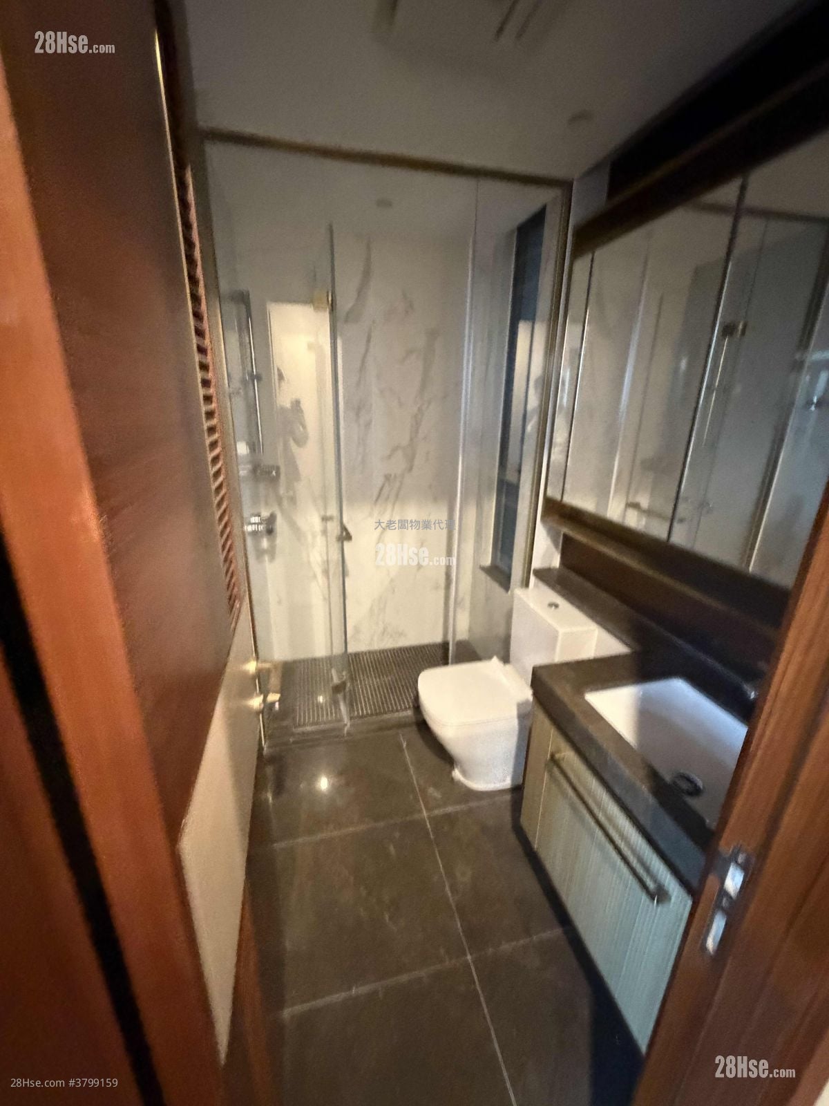 缇岸 售盘 3 房 , 2 浴室 798 平方尺