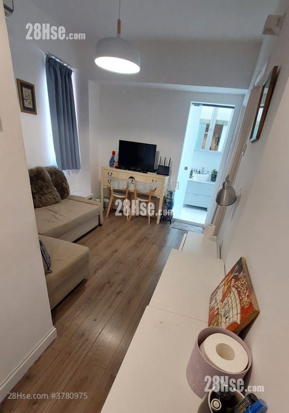 福年新楼 租盘 2 房 , 1 浴室 366 平方尺