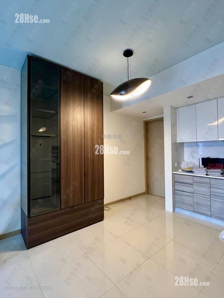 Dragons Range Sell 1 Bedroom , 1 Bathroom 466 ft²