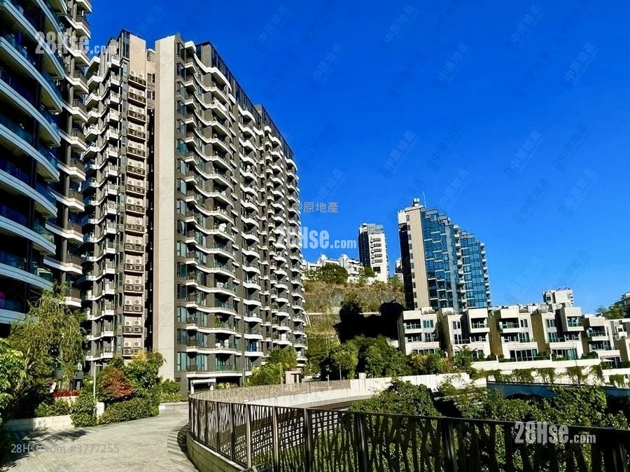 Dragons Range Sell 1 Bedroom , 1 Bathroom 466 ft²