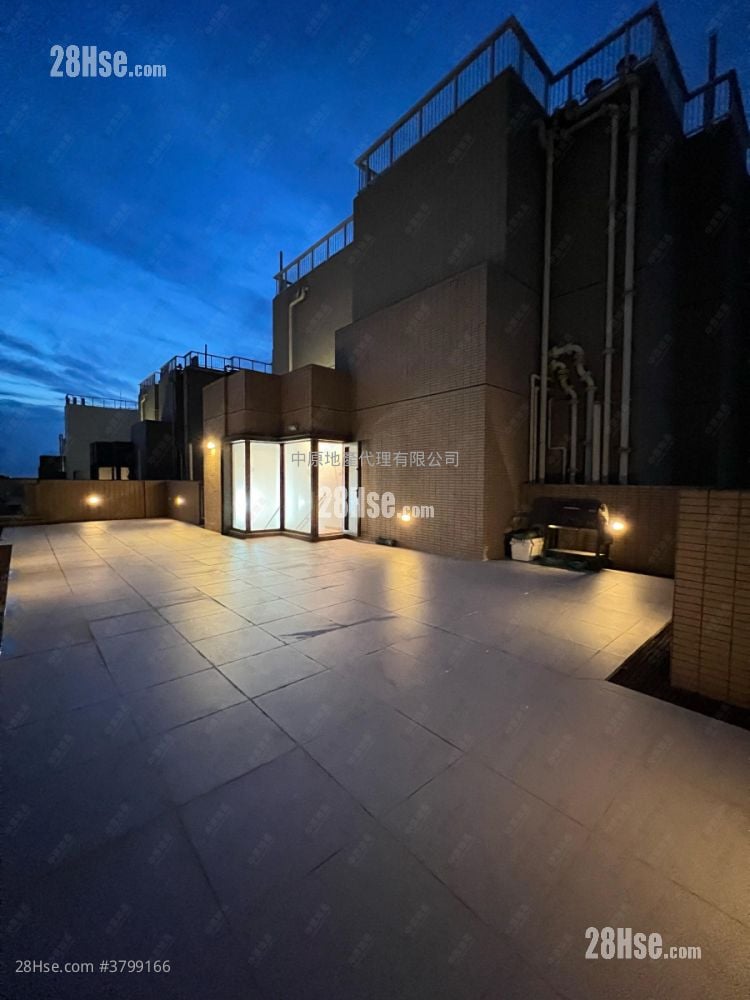 升荟 租盘 4 房 , 3 浴室 1,439 平方尺