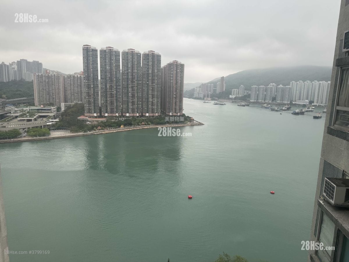 Riviera Gardens Sell 3 Bedrooms 665 ft²