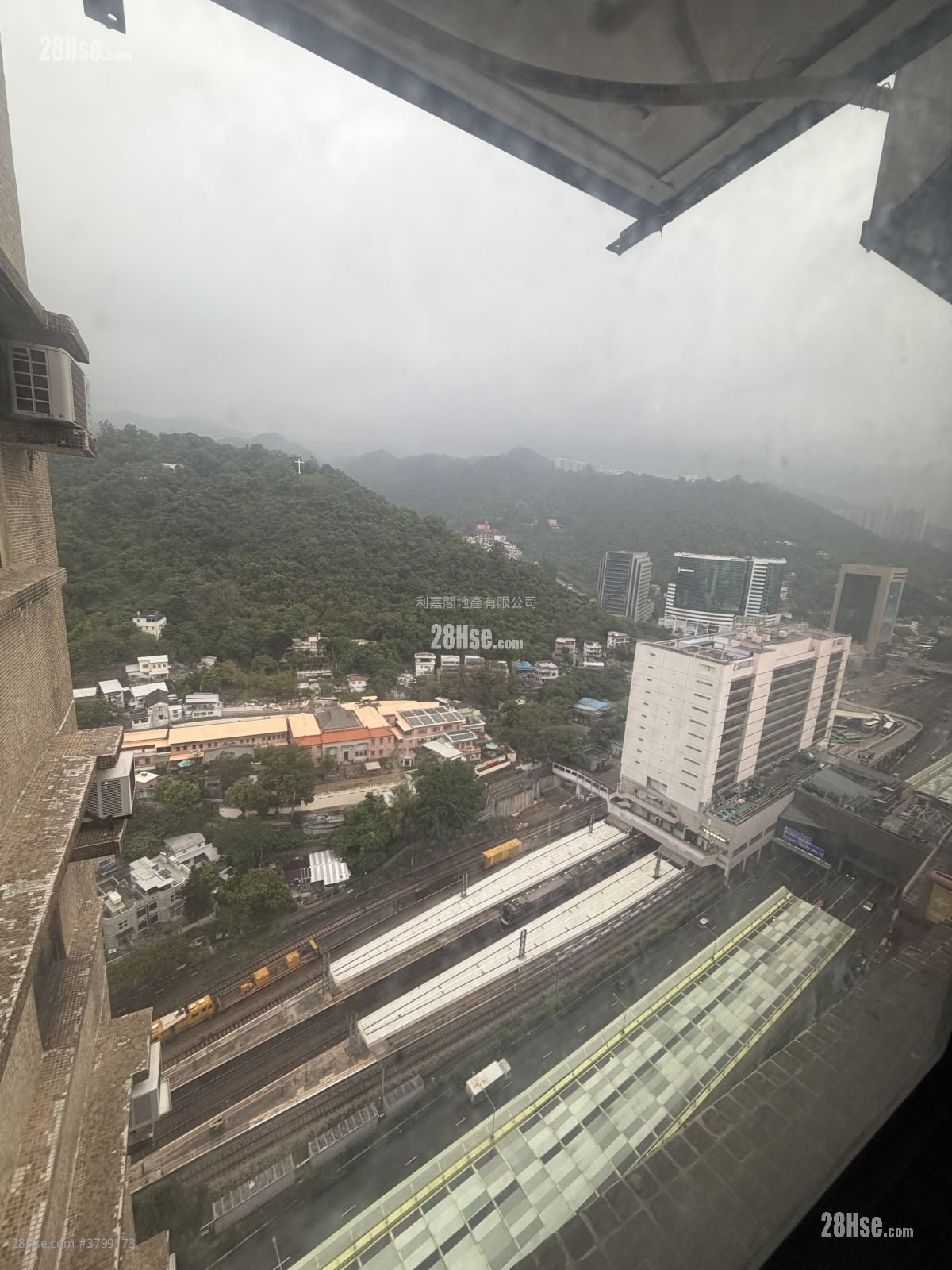 伟华中心 售盘 2 房 , 1 浴室 308 平方尺