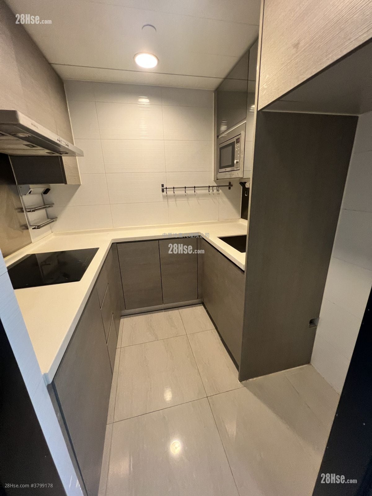 世宙 售盘 2 房 , 1 浴室 429 平方尺