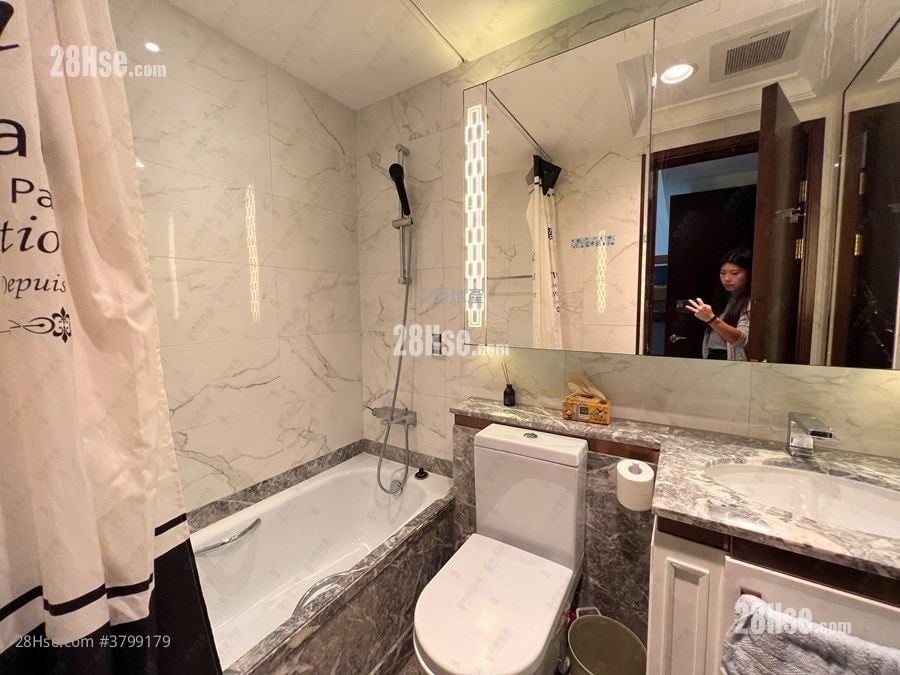 Mayfair By The Sea Sell 4 Bedrooms , 3 Bathrooms 1,252 ft²