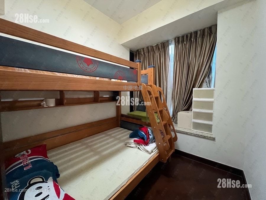 Mayfair By The Sea Sell 4 Bedrooms , 3 Bathrooms 1,252 ft²