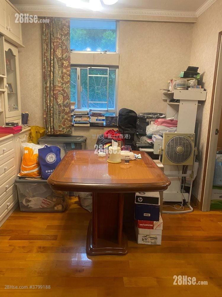 嘉强苑 售盘 3 房 , 1 浴室 645 平方尺