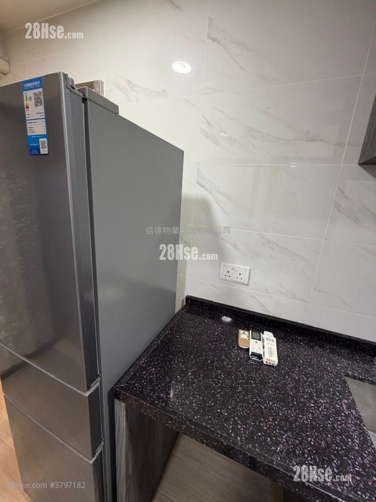 唐楼 售盘 2 房 , 2 浴室 657 平方尺