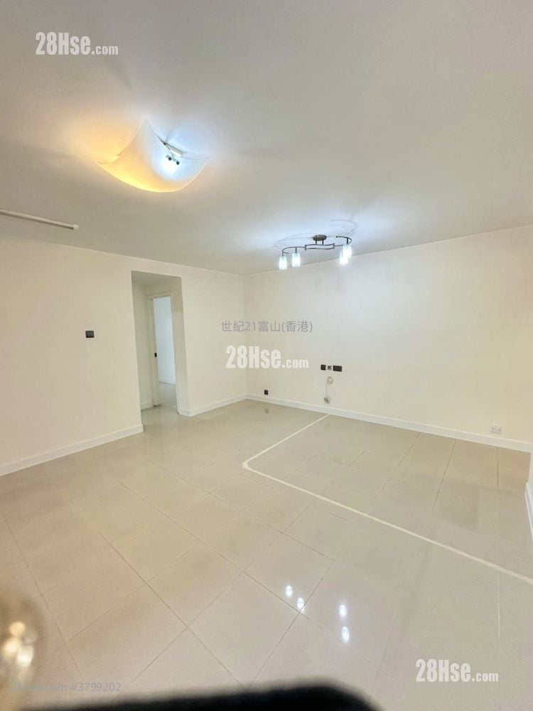 德强苑 售盘 3 房 , 1 浴室 574 平方尺