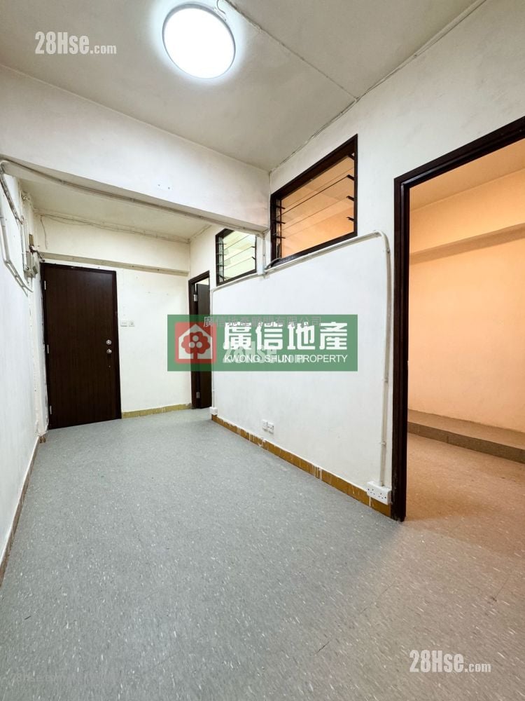 砵蘭街286號 租盤 2 房 , 1 浴室 300 平方呎