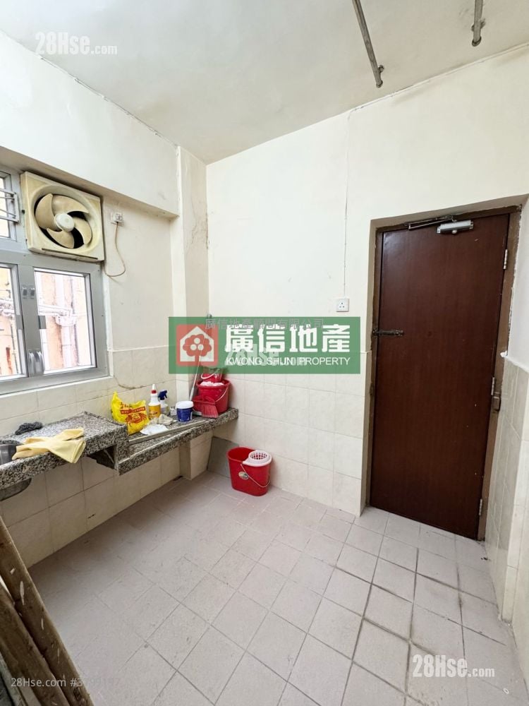 砵蘭街286號 租盤 2 房 , 1 浴室 300 平方呎