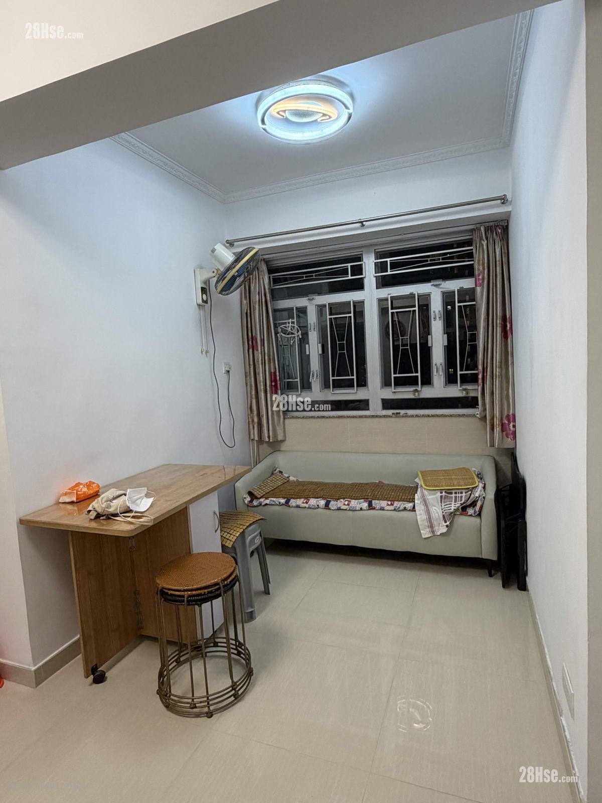 Fortune Centre Rental 3 Bedrooms , 1 Bathroom 424 ft²