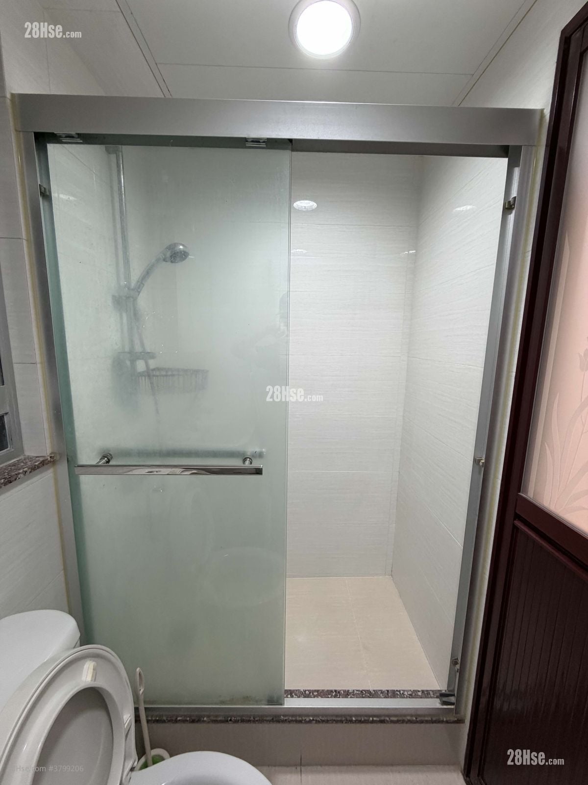 Fortune Centre Rental 3 Bedrooms , 1 Bathroom 424 ft²