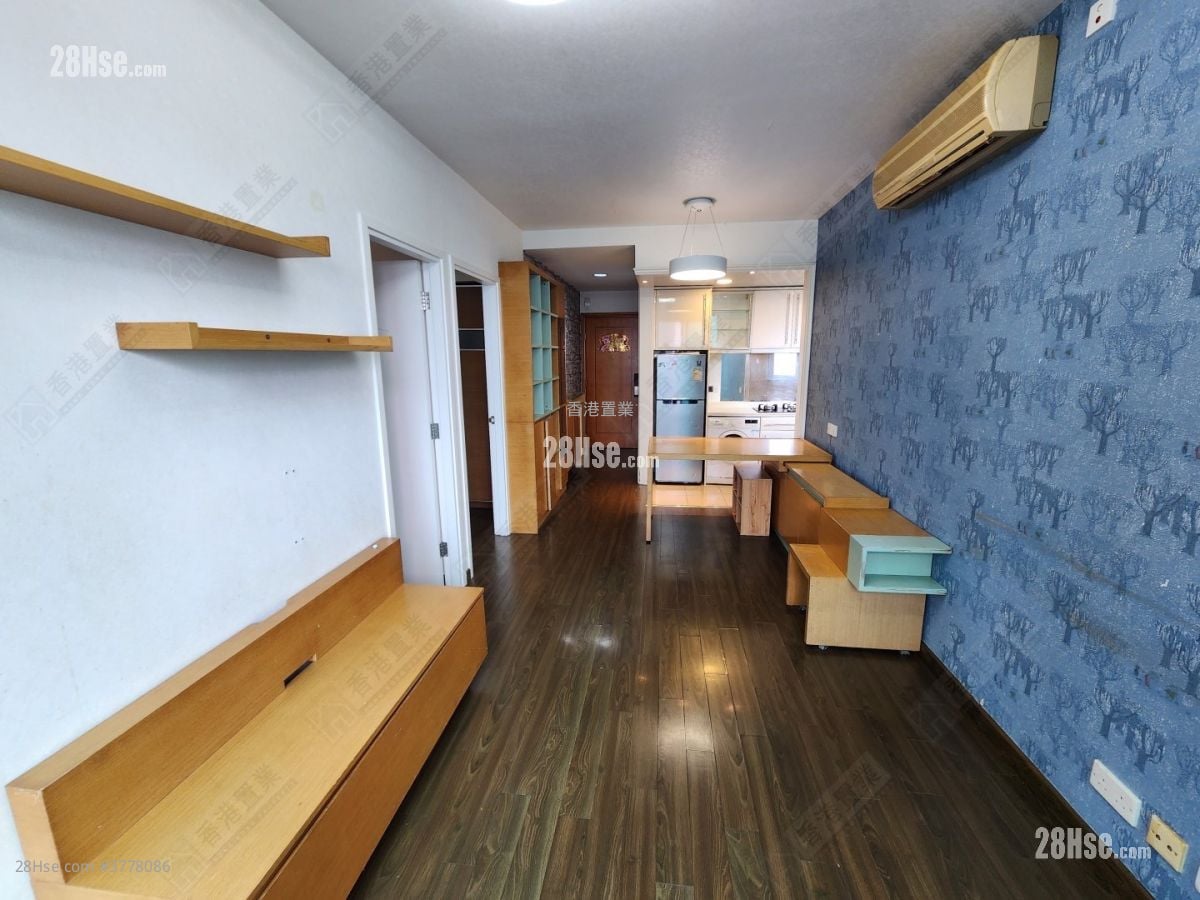 Banyan Garden Rental 2 Bedrooms , 1 Bathroom 468 ft²