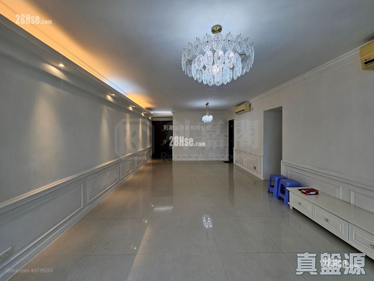 Meridian Hill Rental 4 Bedrooms , 3 Bathrooms 1,614 ft²