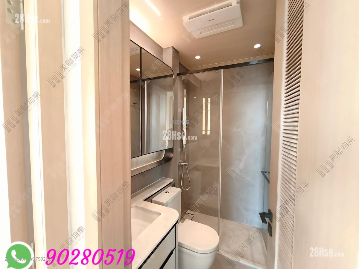 Park Seasons Rental 2 Bedrooms 448 ft²