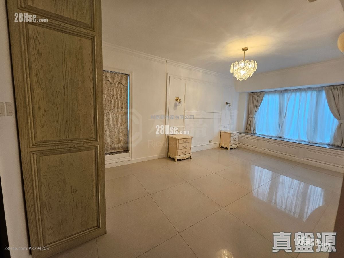 Meridian Hill Rental 4 Bedrooms , 3 Bathrooms 1,614 ft²