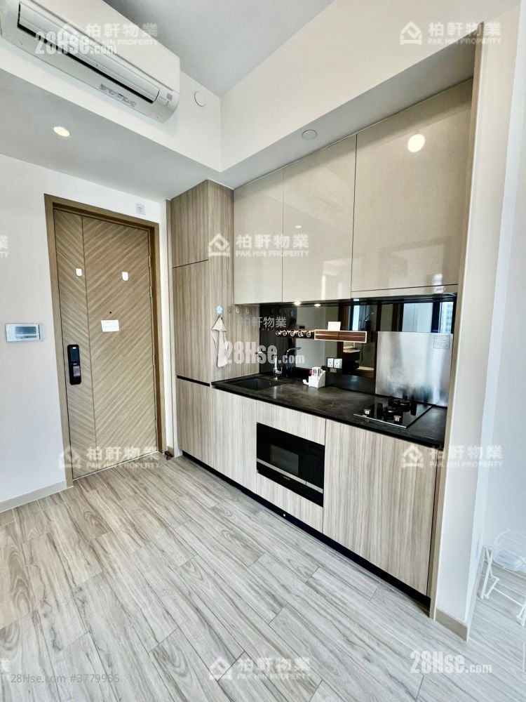 君豪峰 售盘 2 房 , 1 浴室 384 平方尺