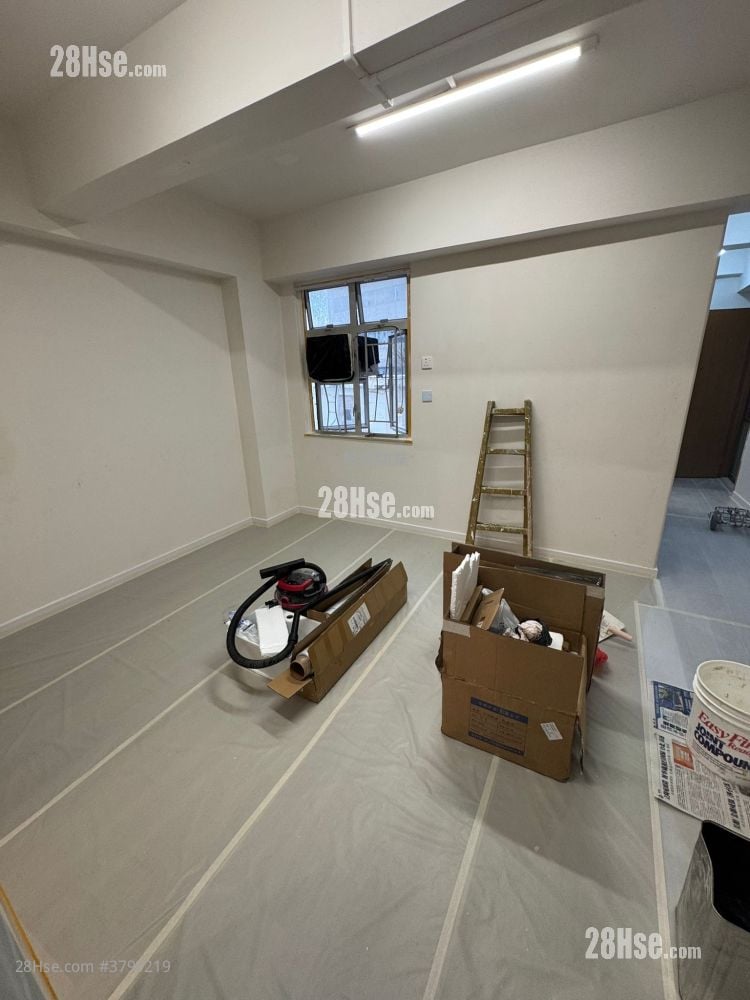 Capitol Mansion Rental 2 Bedrooms , 1 Bathroom 427 ft²