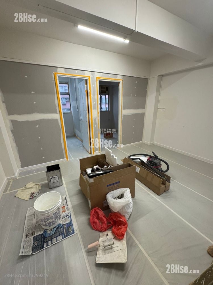 Capitol Mansion Rental 2 Bedrooms , 1 Bathroom 427 ft²