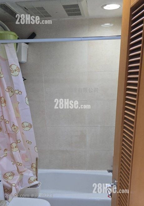 Chelsea Court Sell 2 Bedrooms , 1 Bathroom 460 ft²