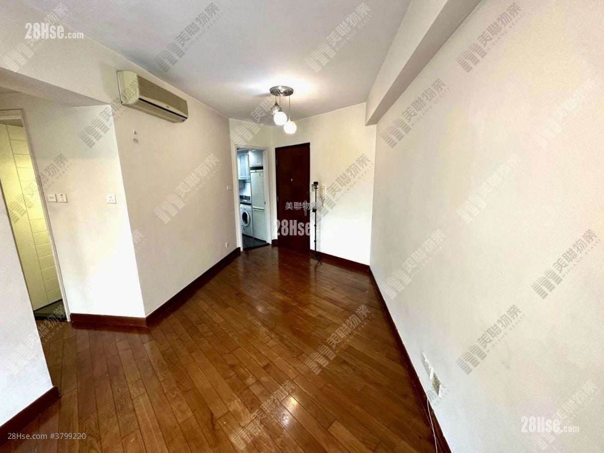 Summit Terrace Rental 2 Bedrooms , 1 Bathroom 446 ft²