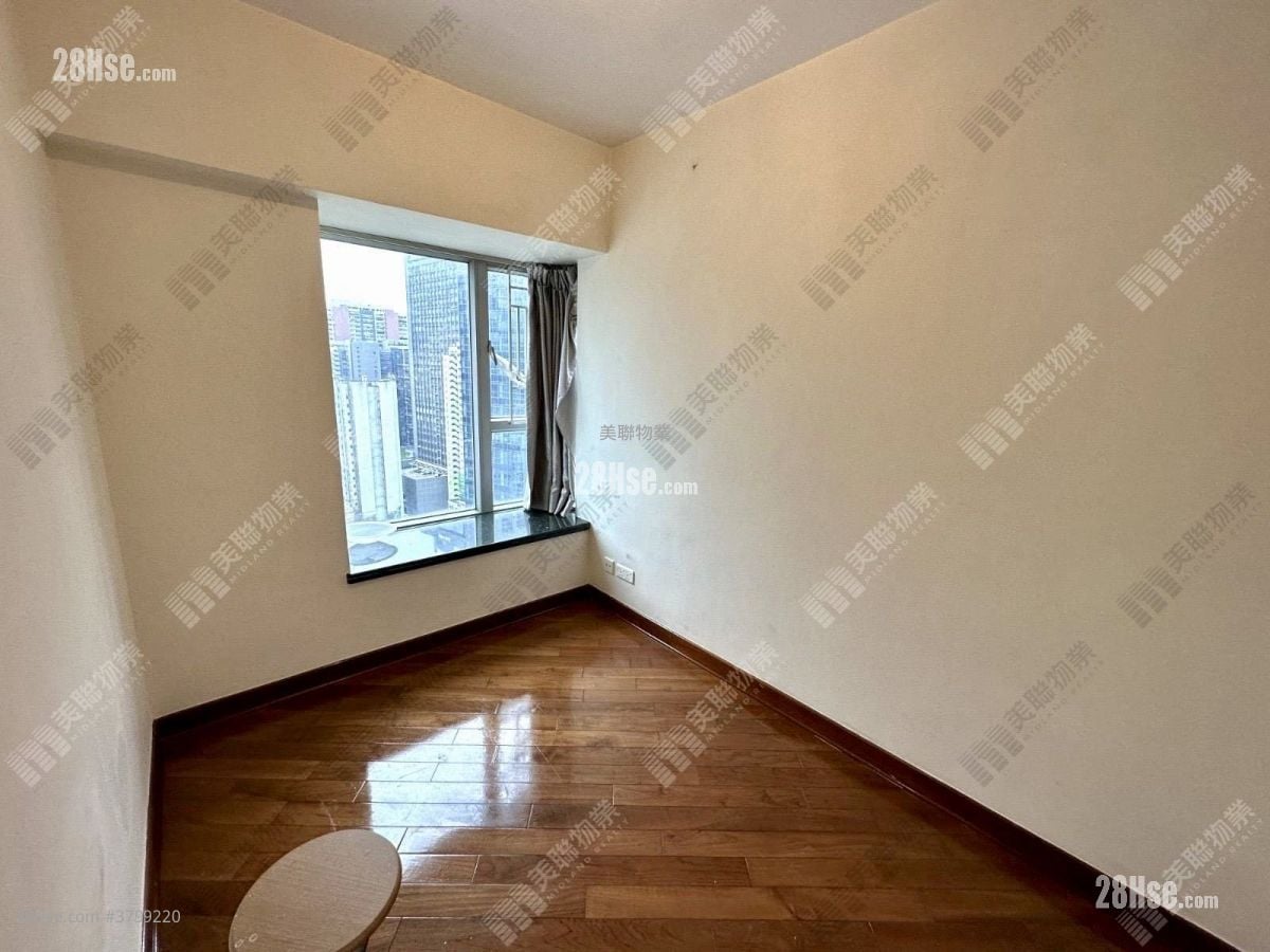 Summit Terrace Rental 2 Bedrooms , 1 Bathroom 446 ft²